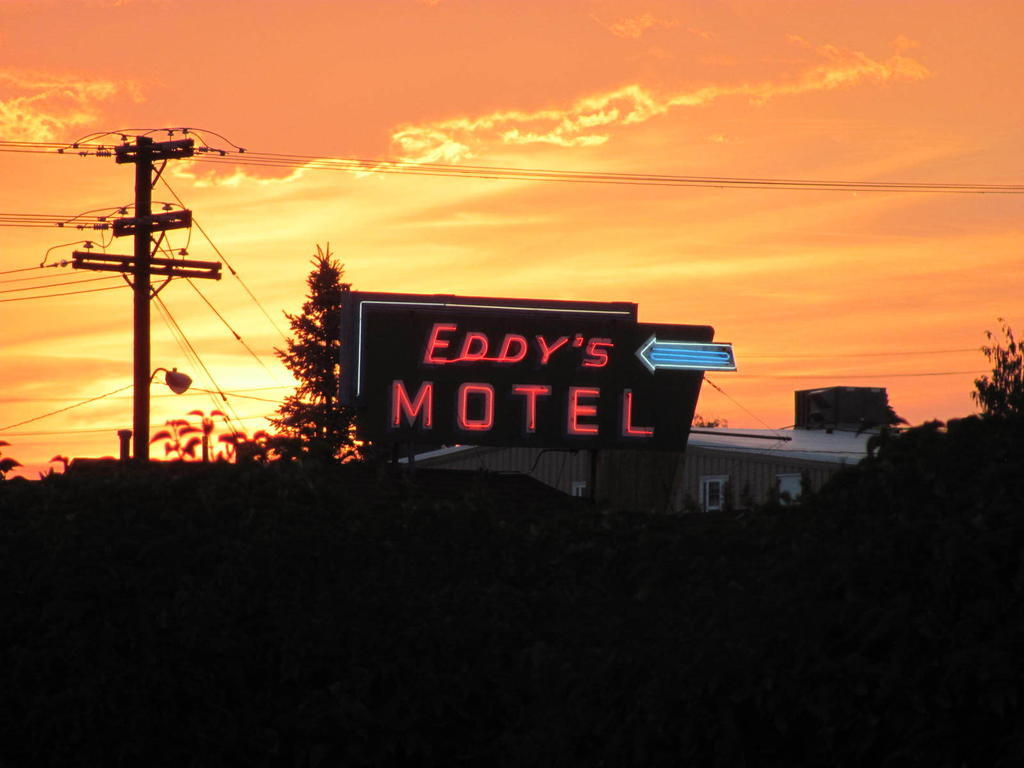 Eddy'S Motel Butte Eksteriør billede