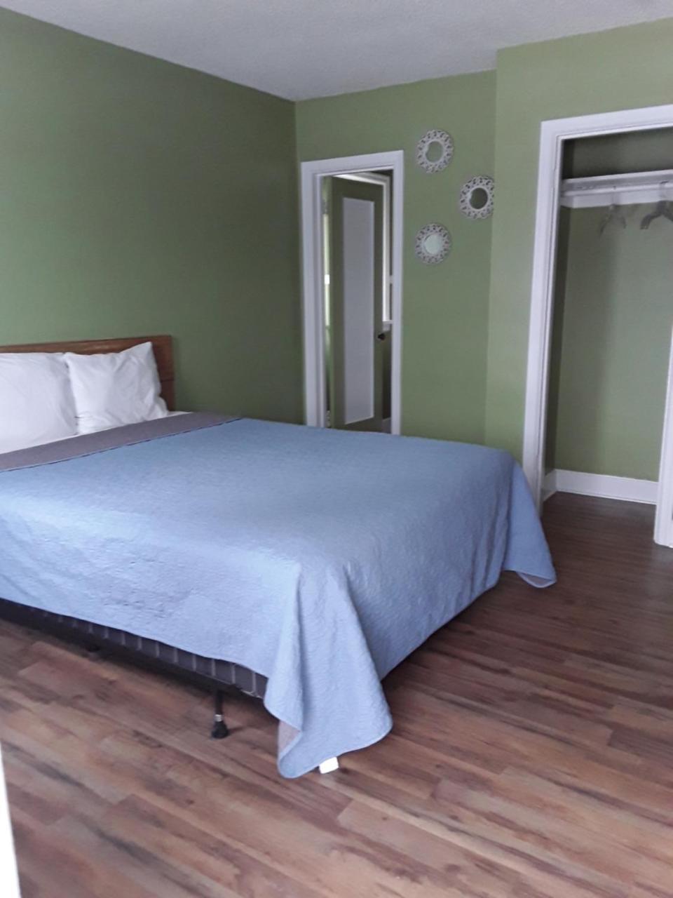 Eddy'S Motel Butte Eksteriør billede
